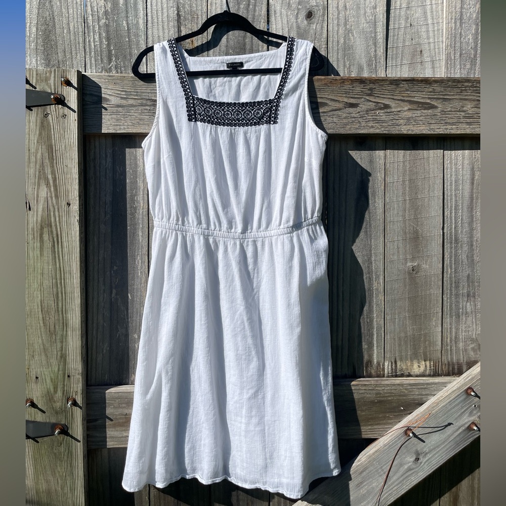 Talbots White Midi Dress with Black Embroidery Sz 12